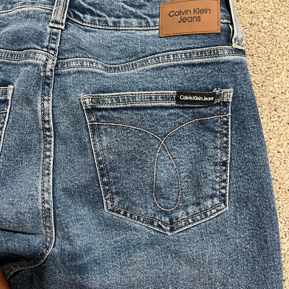 Women’s Calvin Klein jeans, size 26 boot cut - Picture 4 of 5